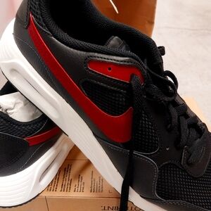 Nike Men's Air Max SC Size 13. BRAND NEW in box